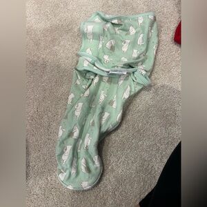 Disney Baby x aden + anais Pooh Swaddle 0-3M